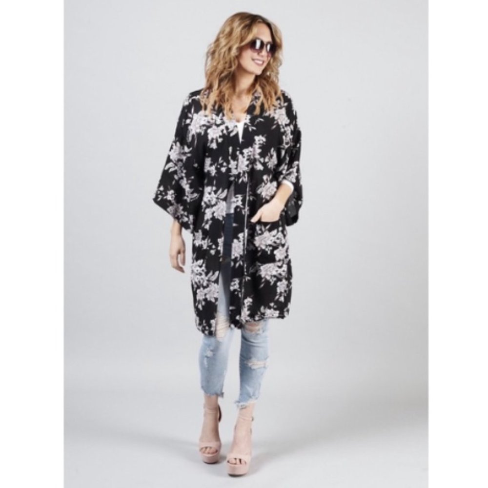 Spiritual Gangster Floral Kimono Robe